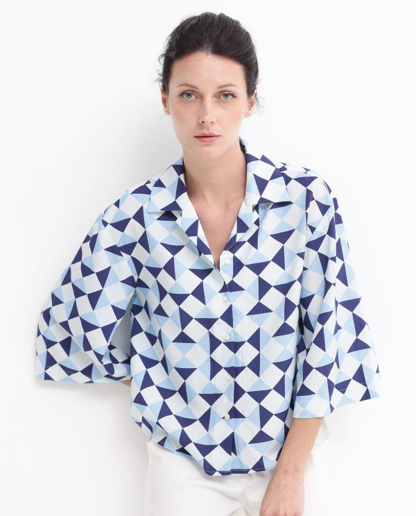 Collared Neck Button Closure Geometric Print Shirt