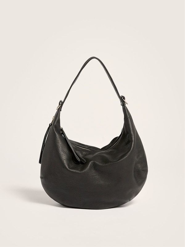 Artemisia Shoulder Bag