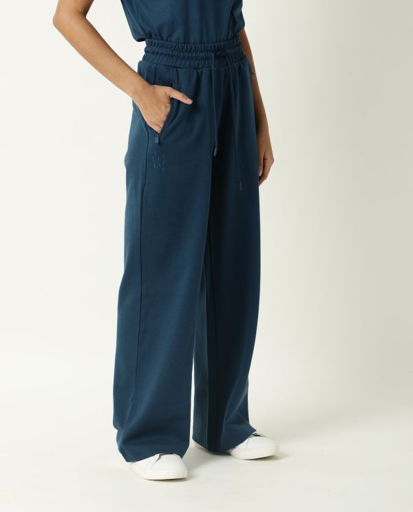 Mid Rise Ankle Length Track Pants
