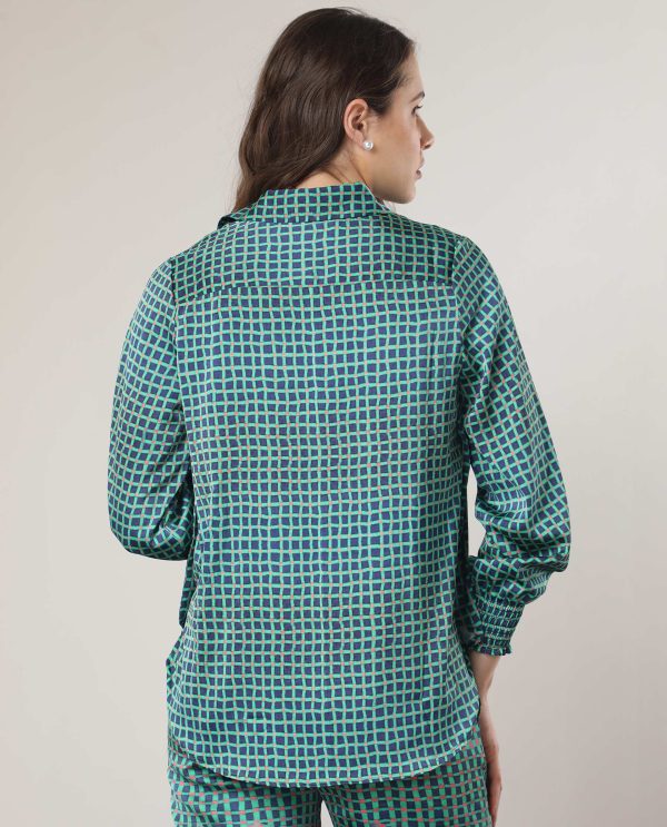 Green Polyester Fabric Full Sleeves Button Closure Shirt Collar Relaxed Fit Geometric Print Top