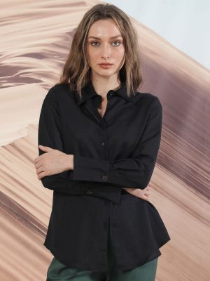 Black Fabric Regular Fit Shirt Collar Full Sleeves Solid Top