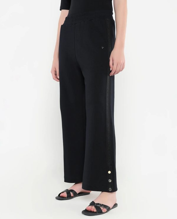 Straight Fit Ankle Length Plain Track Pant