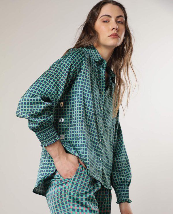 Green Polyester Fabric Full Sleeves Button Closure Shirt Collar Relaxed Fit Geometric Print Top